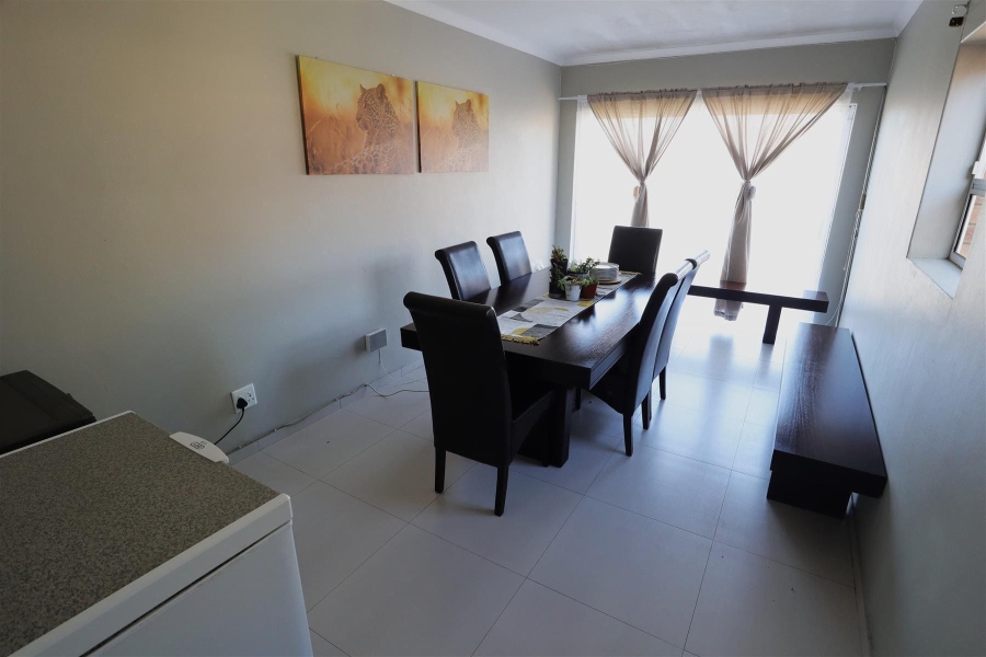 2 Bedroom Property for Sale in Sirroccos Western Cape